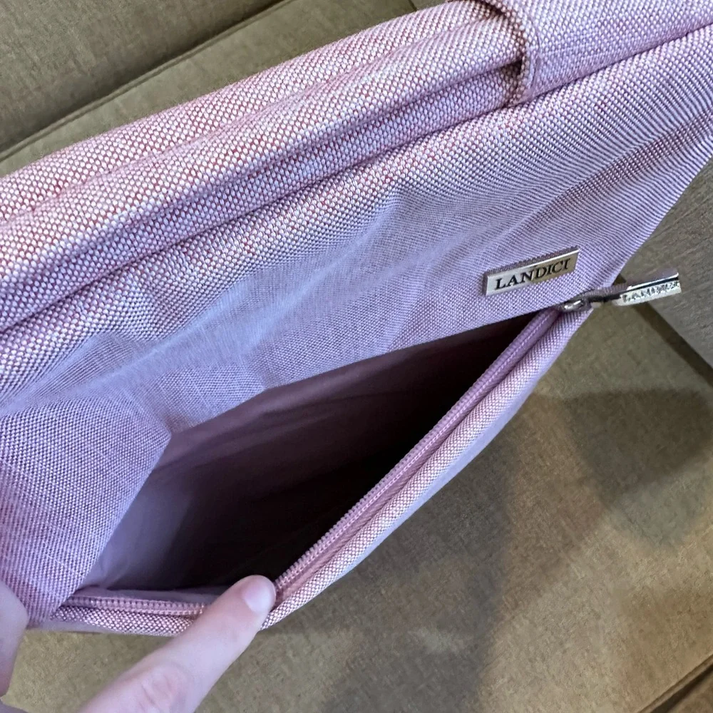 Landici Red Heathered Laptop Case
